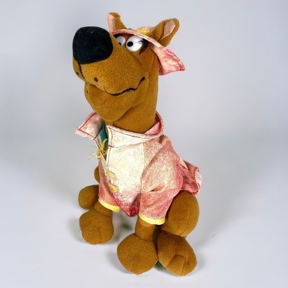 Vintage 1998 Scooby-Doo Plush 13in Brown Dog Red Raincoat Cartoon Network Rare - Picture 2 of 16
